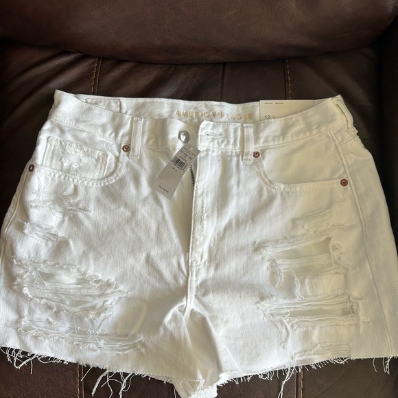 New with tag 12 white AE shorts - Picture 3 of 7